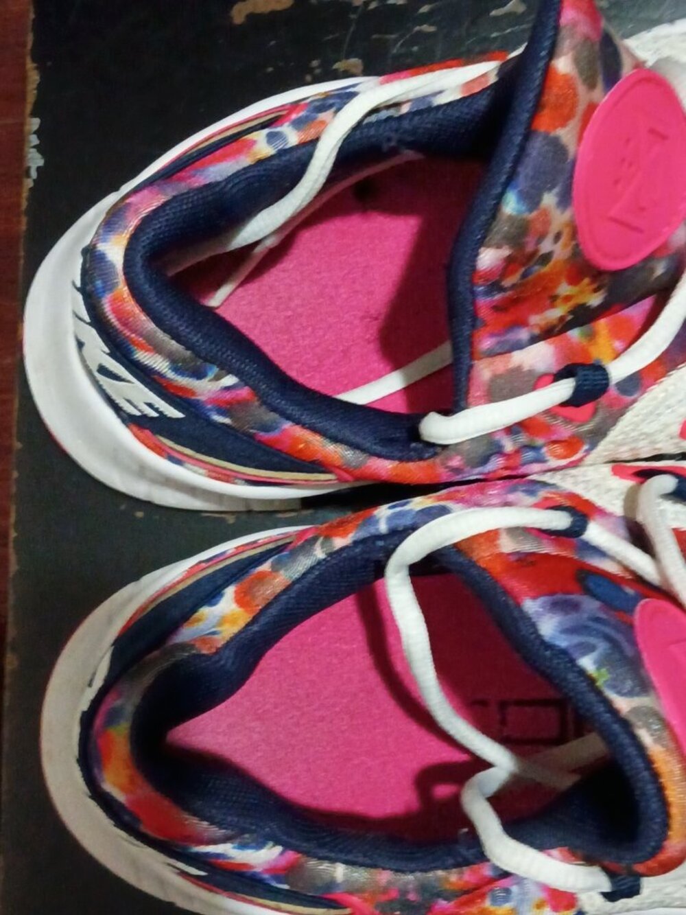 Nike PG 4 Shoes Women Size 11 White Multicolor Tie Dye CZ0596-101 Basketball - Picture 14 of 14